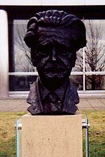 Hugh MacDiarmid Quotes